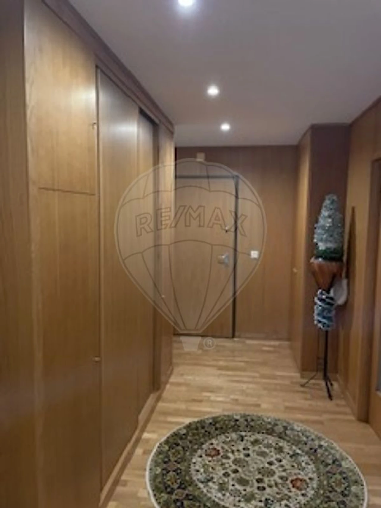 Apartamento T2 para Arrendamento em Espinho Foto 6
