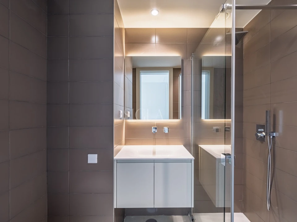 Apartamento T4 para Venda em Canidelo Foto 51