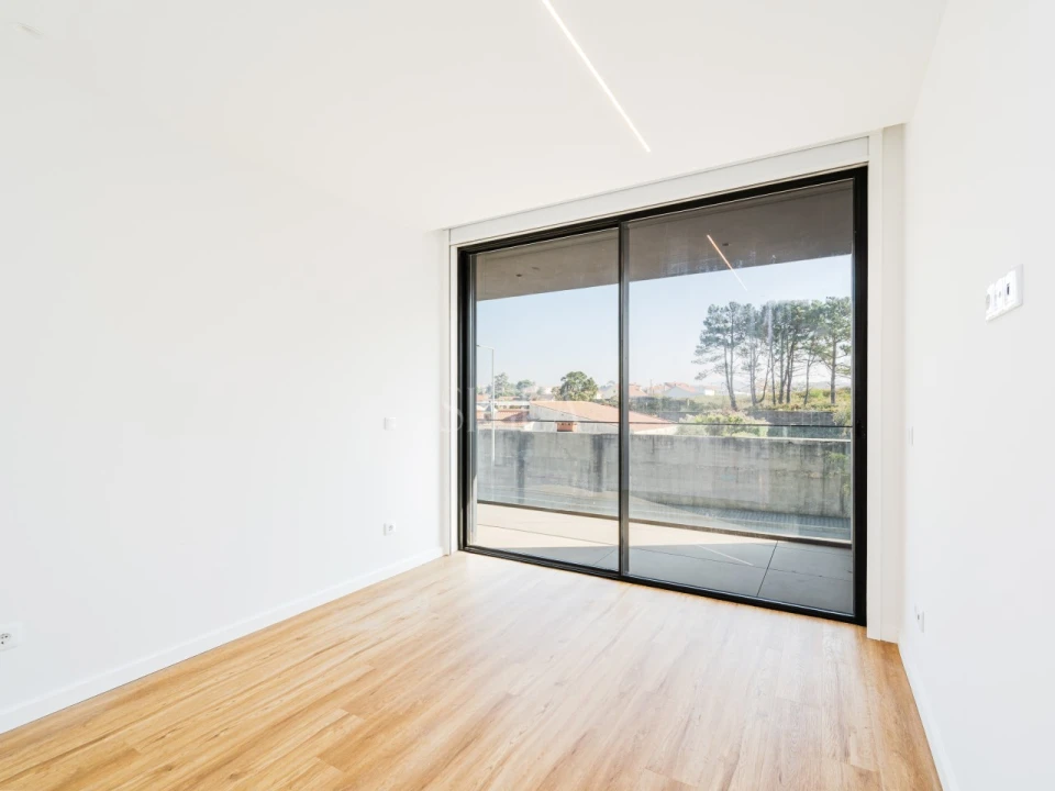 Moradia T4 para Venda em Canidelo Foto 23