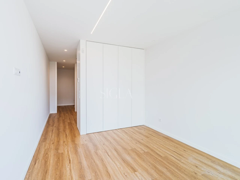 Moradia T4 para Venda em Canidelo Foto 24