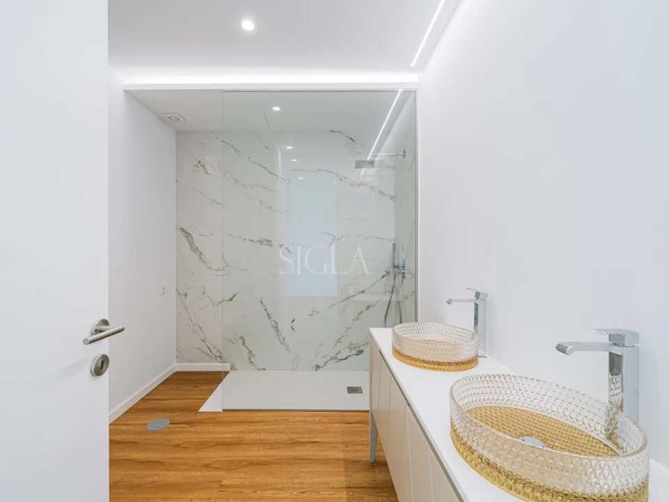 Moradia T4 para Venda em Canidelo Foto 37