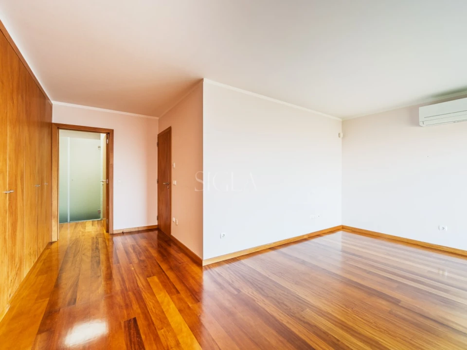 Moradia T3 para Venda em Mafamude e Vilar do Paraíso Foto 38