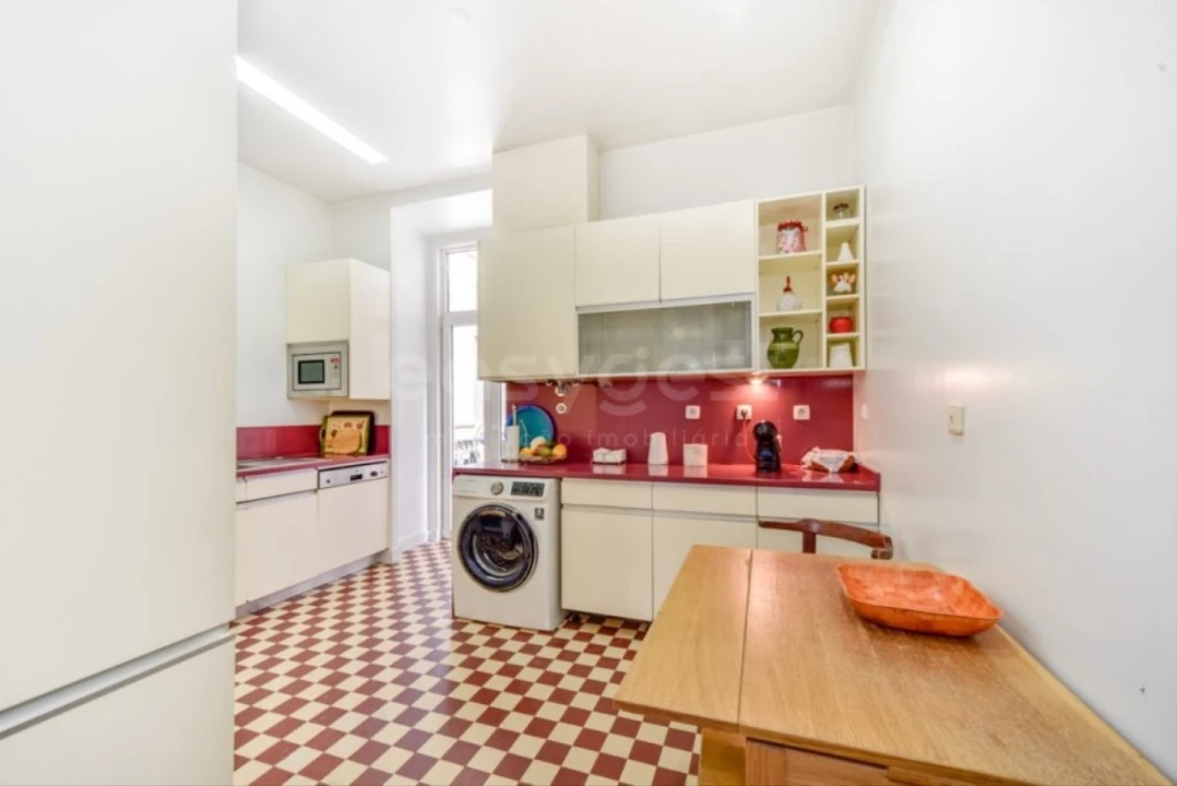 Apartamento T2 para Venda em Santa Maria Maior Foto 8