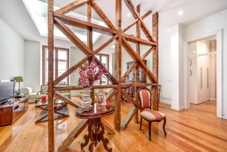 Apartamento T2 para Venda em Santa Maria Maior Foto 3