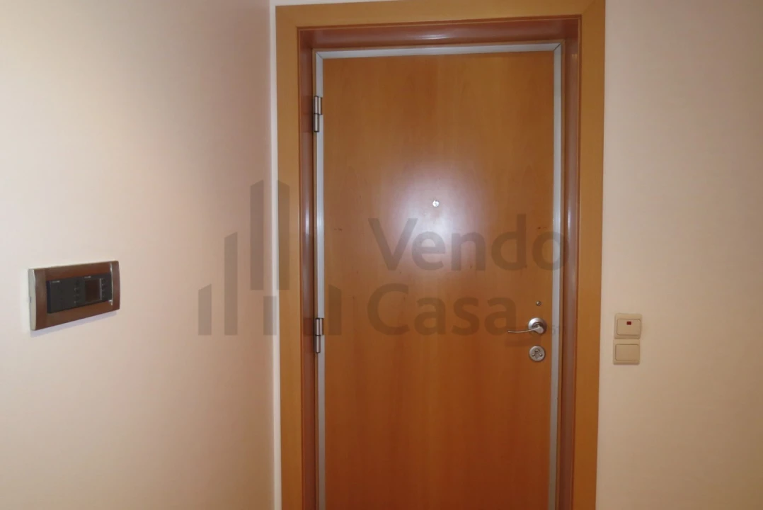 Apartamento T3 para Arrendamento em Nogueira, Fraião e Lamaçães Foto 23