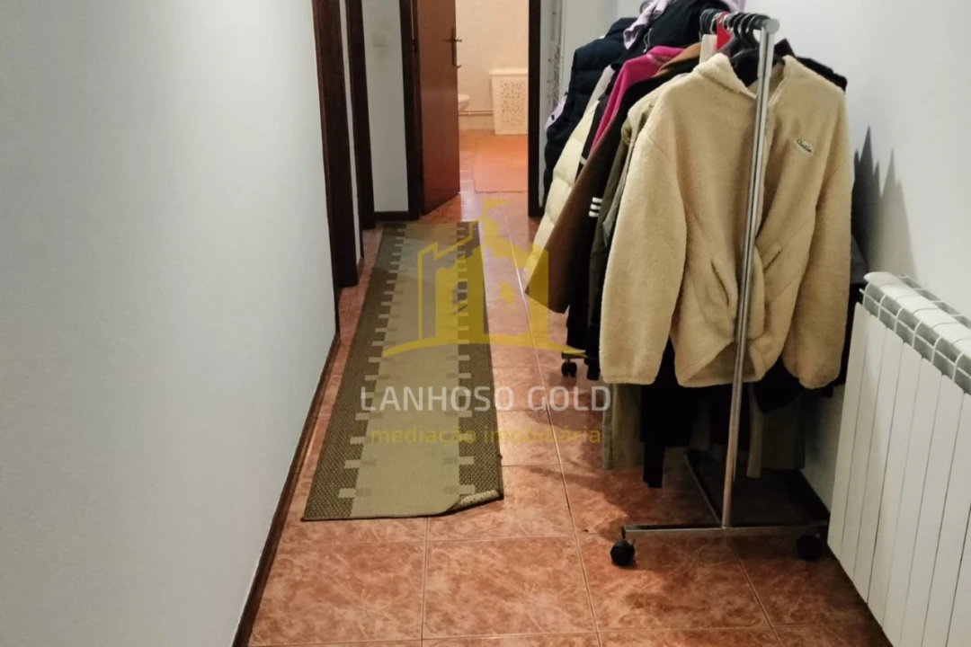 Moradia T3 para Venda em Povoa de Lanhoso (N. Senhora do Amparo) Foto 7