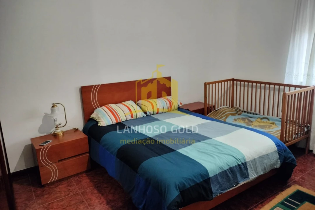 Moradia T3 para Venda em Povoa de Lanhoso (N. Senhora do Amparo) Foto 9