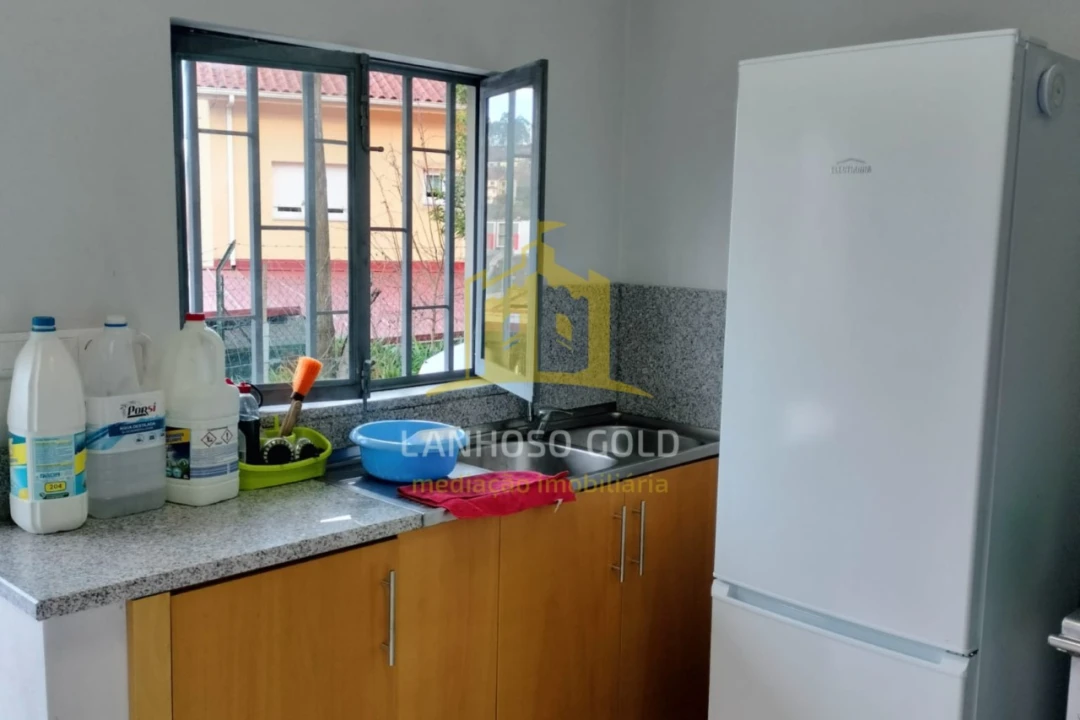 Moradia T3 para Venda em Povoa de Lanhoso (N. Senhora do Amparo) Foto 13