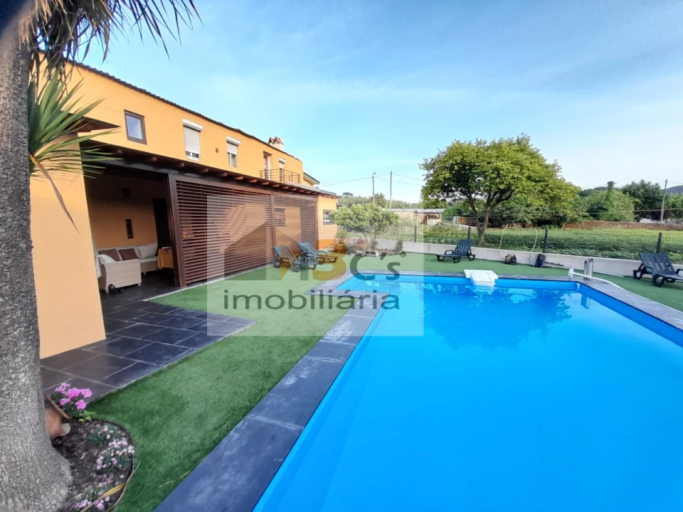 Moradia T3 para Venda em Melres e Medas Foto 1