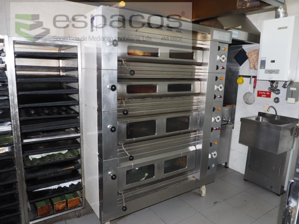 Negócio para Venda em Sacavém e Prior Velho Foto 10