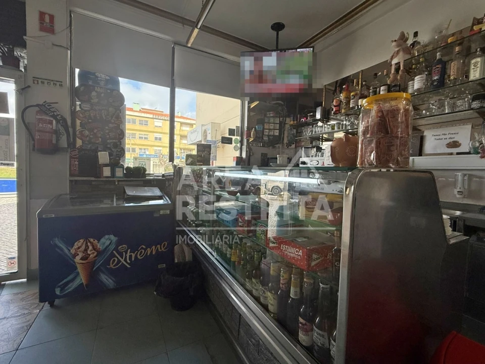 Negócio para Venda em Quinta do Conde Foto 9