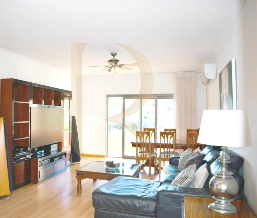 Apartamento T2 para Venda em Alcabideche Foto 4