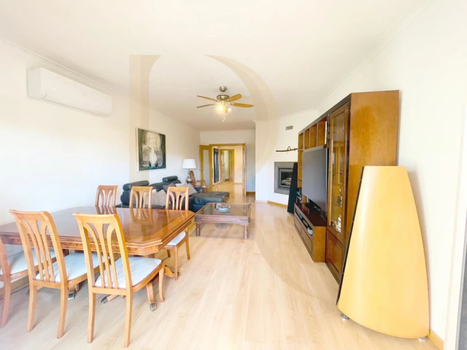 Apartamento T2 para Venda em Alcabideche Foto 5