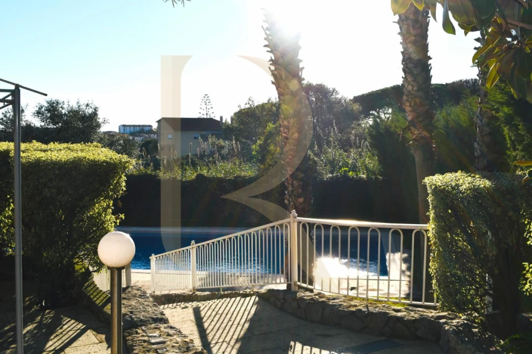 Apartamento T2 para Venda em Alcabideche Foto 30