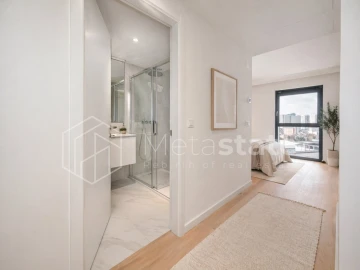 Apartamento T4 para Venda em Avenidas Novas