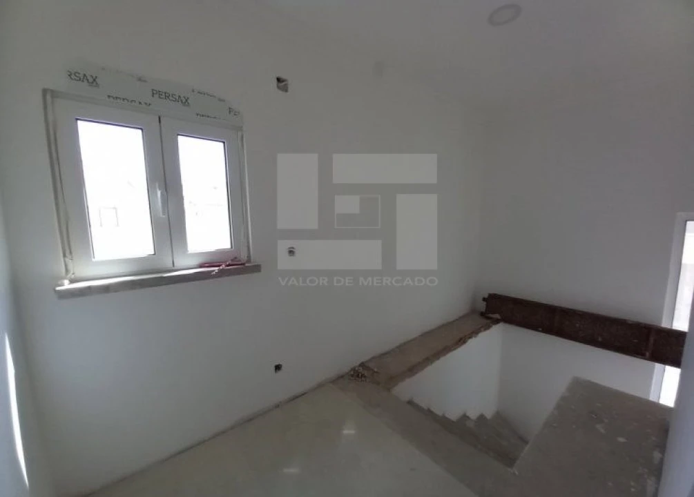 Moradia T3 para Venda em Amora Foto 11