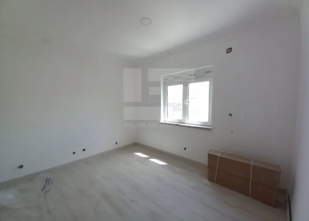 Moradia T3 para Venda em Amora Foto 21