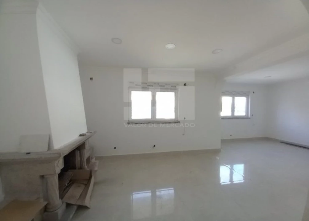 Moradia T3 para Venda em Amora Foto 29