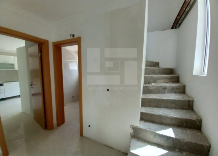 Moradia T3 para Venda em Amora Foto 23