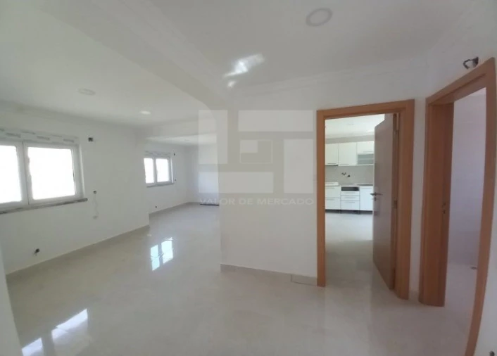 Moradia T3 para Venda em Amora Foto 30