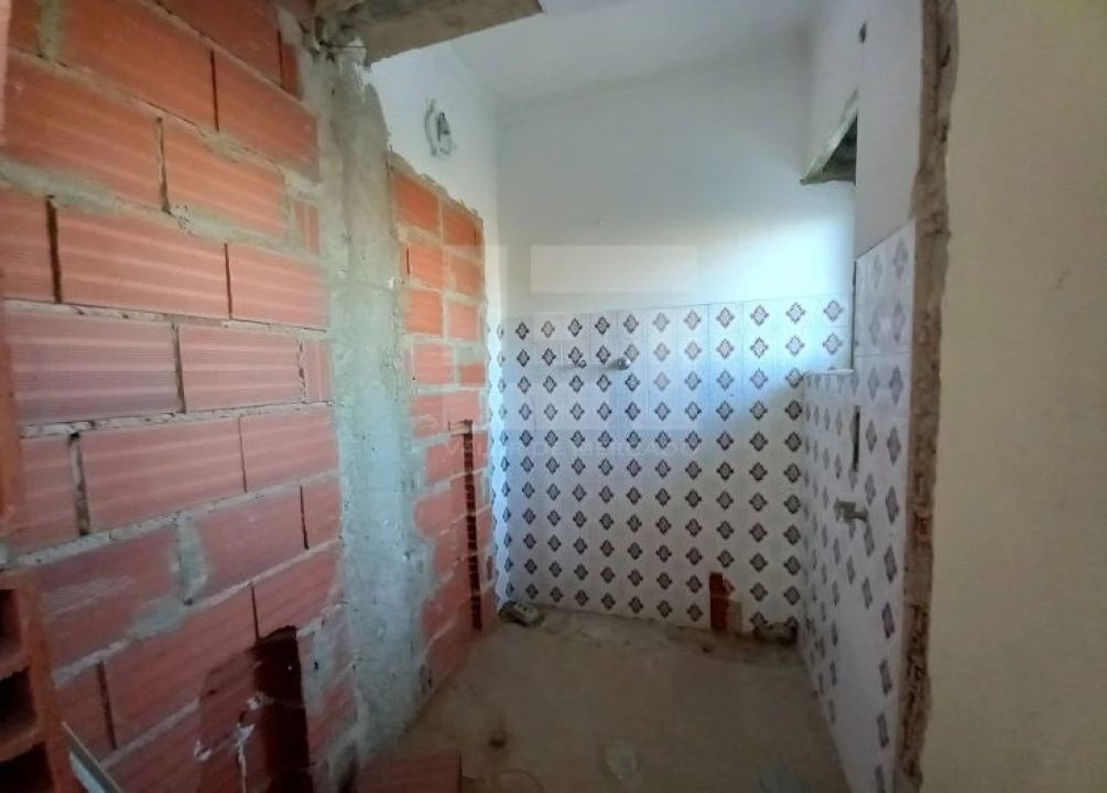 Apartamento T4 para Venda em Laranjeiro e Feijó Foto 8