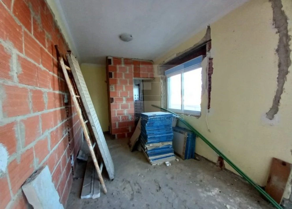 Apartamento T4 para Venda em Laranjeiro e Feijó Foto 10