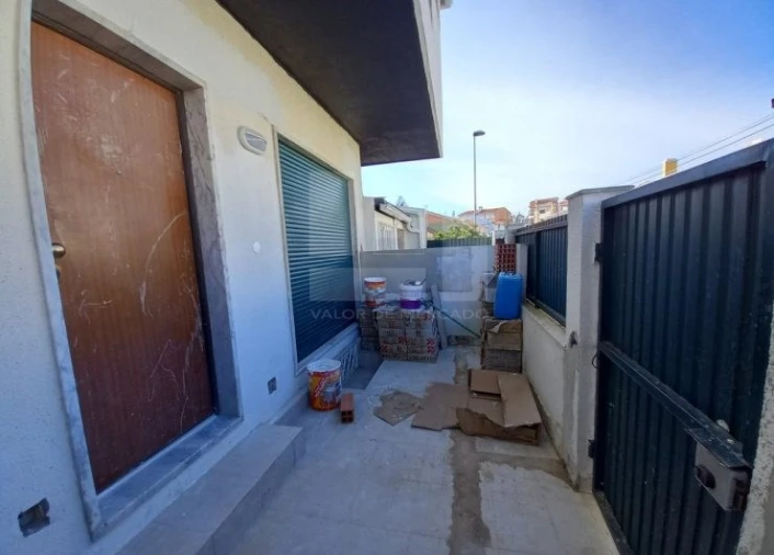 Moradia T3 para Venda em Carcavelos e Parede Foto 27