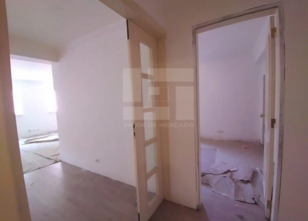 Moradia T5 para Venda em Rio de Mouro Foto 32