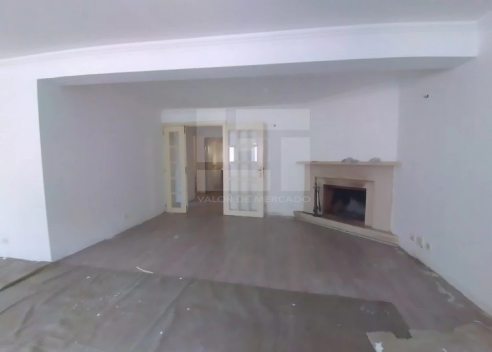 Moradia T5 para Venda em Rio de Mouro Foto 36