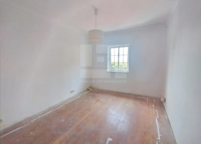 Moradia T5 para Venda em Rio de Mouro Foto 13