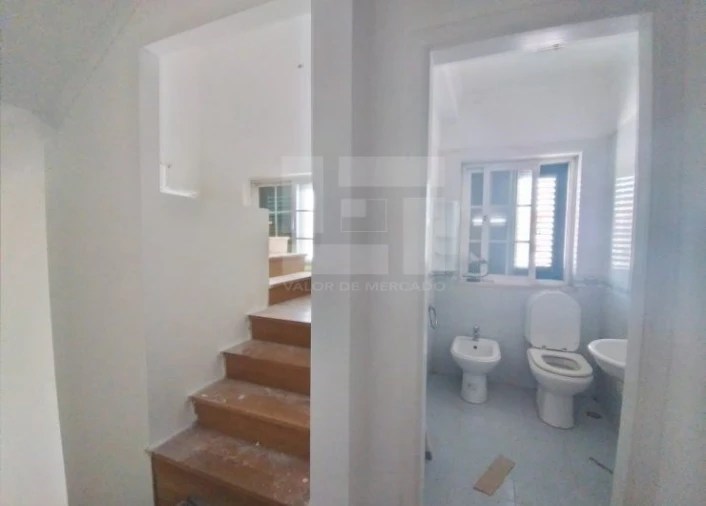 Moradia T5 para Venda em Rio de Mouro Foto 24