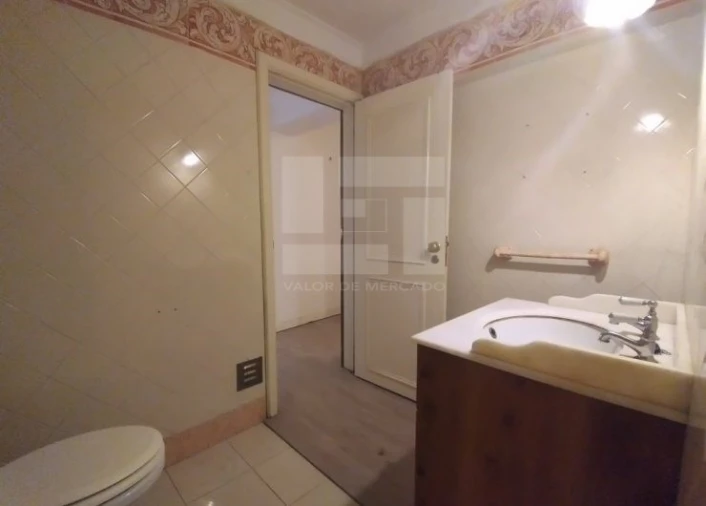 Moradia T5 para Venda em Rio de Mouro Foto 30