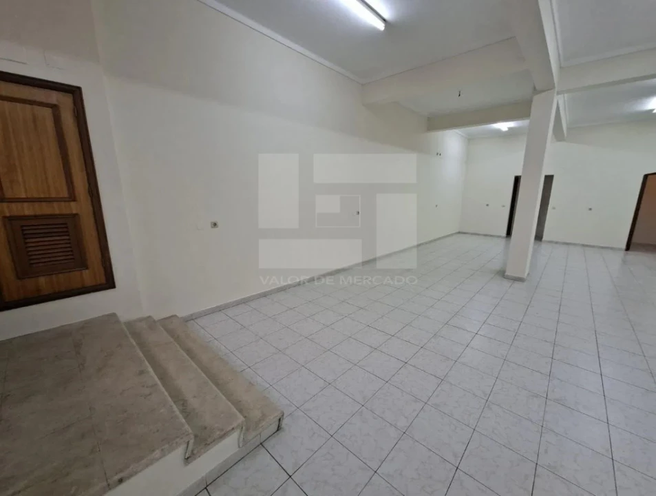 Loja para Venda em Cacém e São Marcos Foto 6