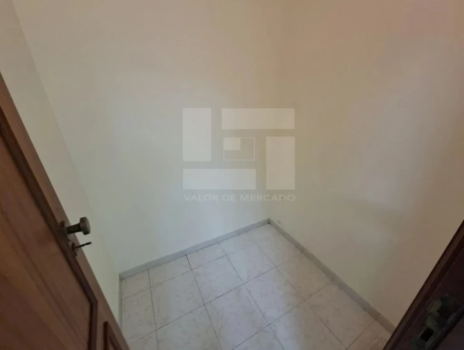 Loja para Venda em Cacém e São Marcos Foto 15