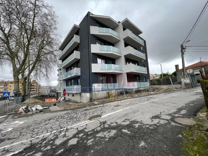 Apartamento T3 para Venda em Antas e Abade de Vermoim Foto 25