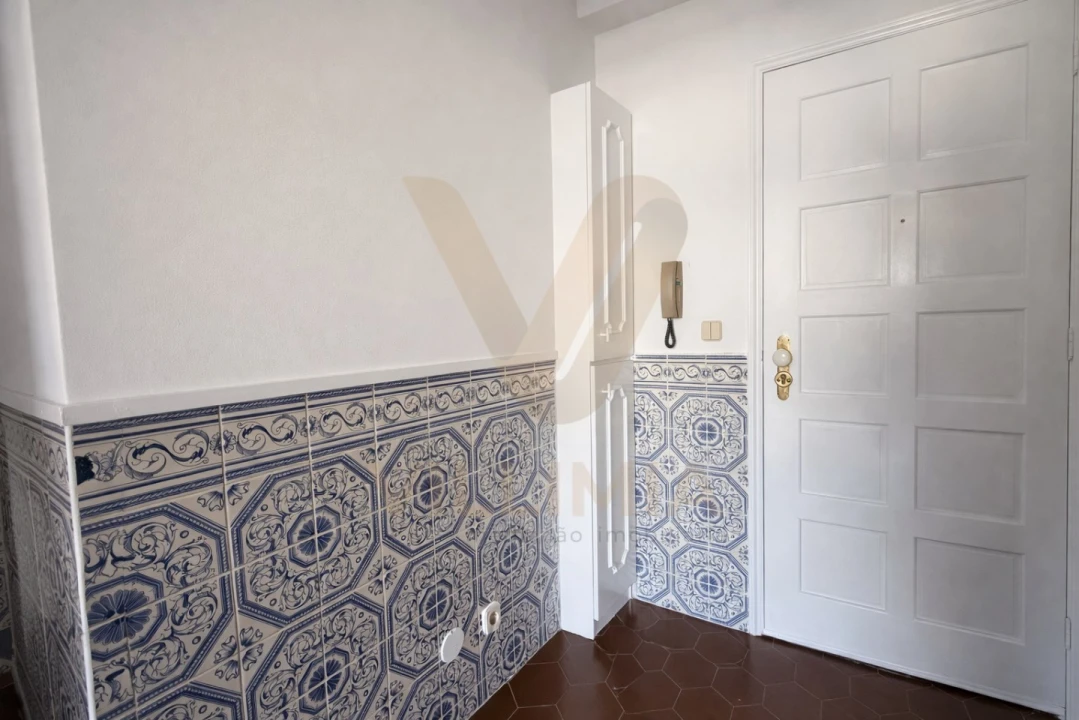 Apartamento T1 para Venda em Chafe Foto 6