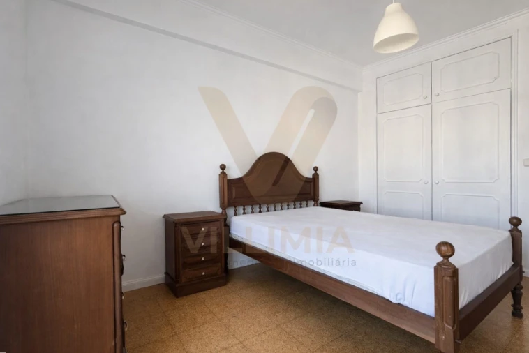 Apartamento T1 para Venda em Chafe Foto 10