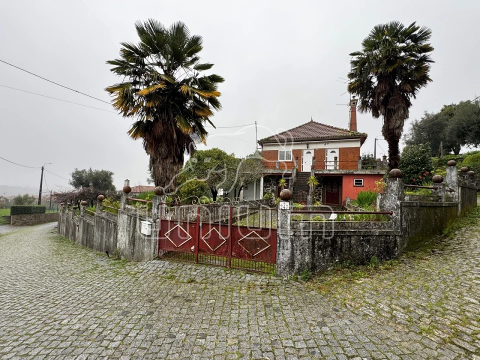 Moradia T2 para Venda em Subportela, Deocriste e Portela Susã Foto 2