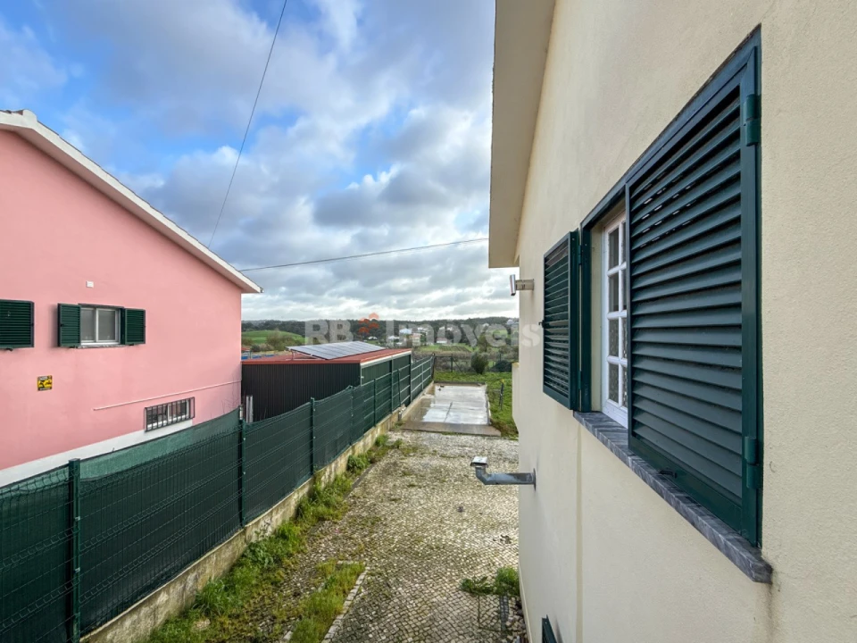 Moradia T3 para Venda em São Pedro de Tomar Foto 6