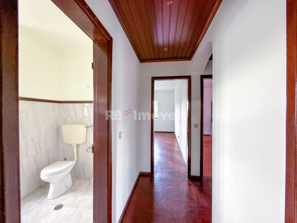 Moradia T3 para Venda em São Pedro de Tomar Foto 30