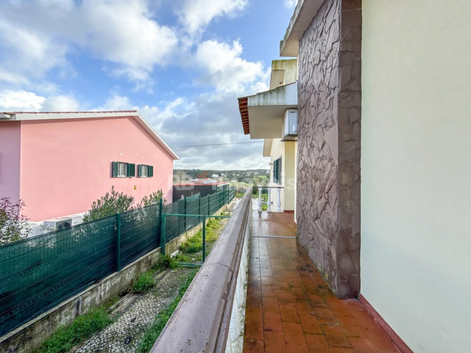 Moradia T3 para Venda em São Pedro de Tomar Foto 46