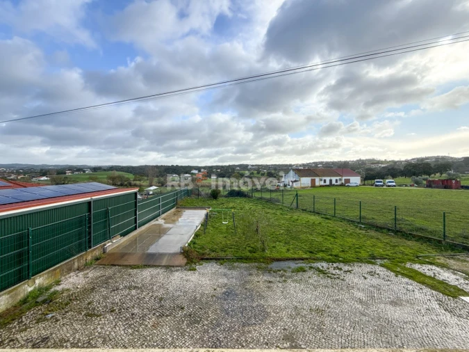 Moradia T3 para Venda em São Pedro de Tomar Foto 3