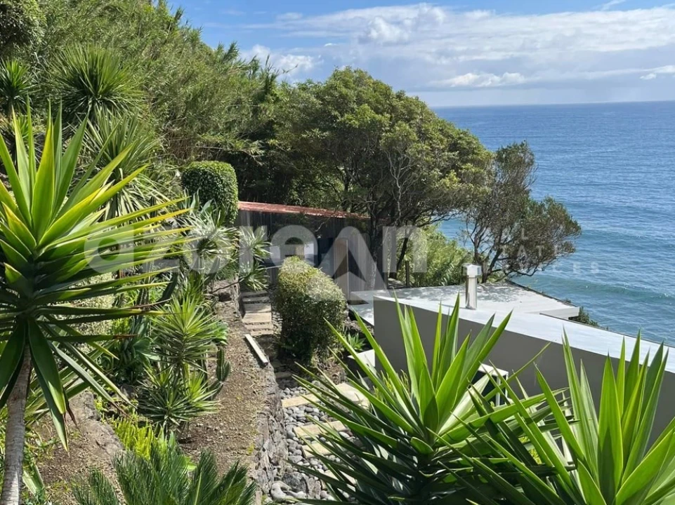 Moradia T3 para Venda em Nordeste Foto 18