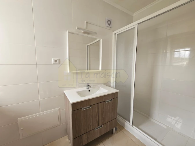 Moradia T2 para Venda em Loule (São Clemente) Foto 6