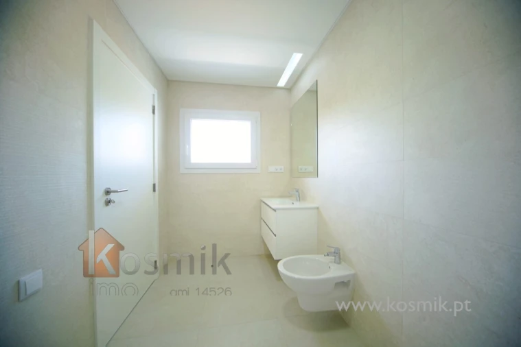 Apartamento T3 para Venda em Póvoa de Santo Adrião e Olival Basto Foto 25