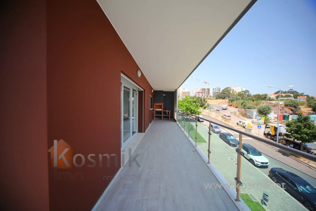 Apartamento T3 para Venda em Póvoa de Santo Adrião e Olival Basto Foto 3