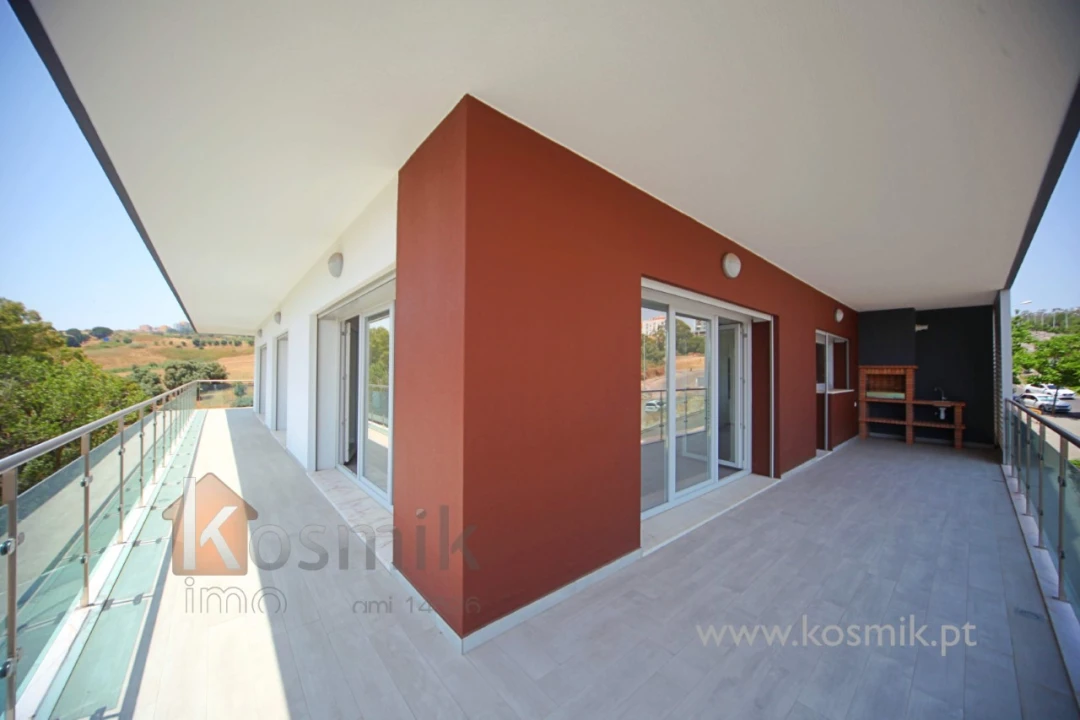 Apartamento T3 para Venda em Póvoa de Santo Adrião e Olival Basto Foto 34