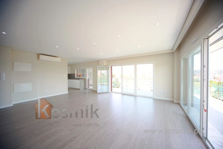 Apartamento T3 para Venda em Póvoa de Santo Adrião e Olival Basto Foto 16