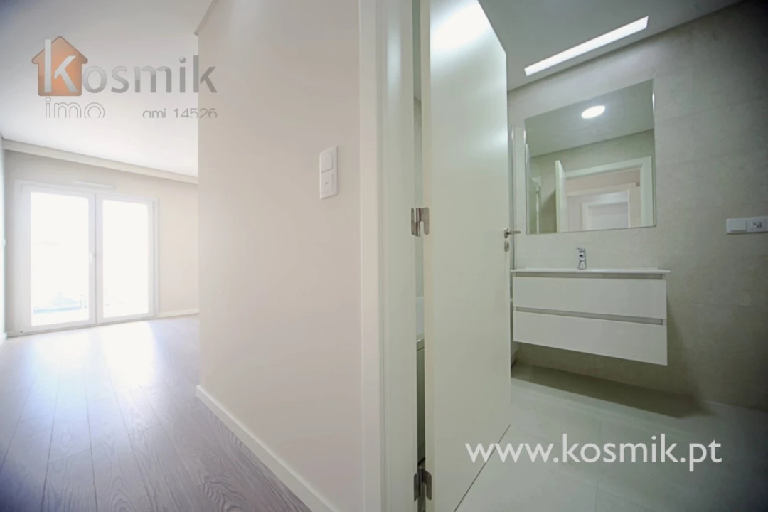 Apartamento T2 para Venda em Póvoa de Santo Adrião e Olival Basto Foto 23