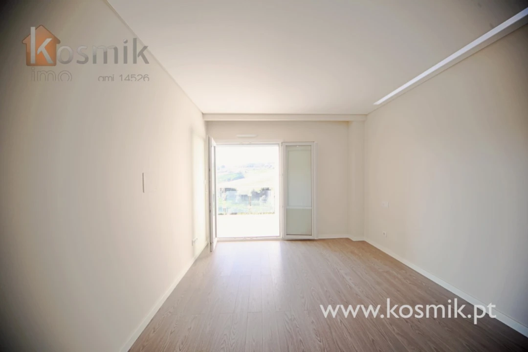 Apartamento T2 para Venda em Póvoa de Santo Adrião e Olival Basto Foto 8